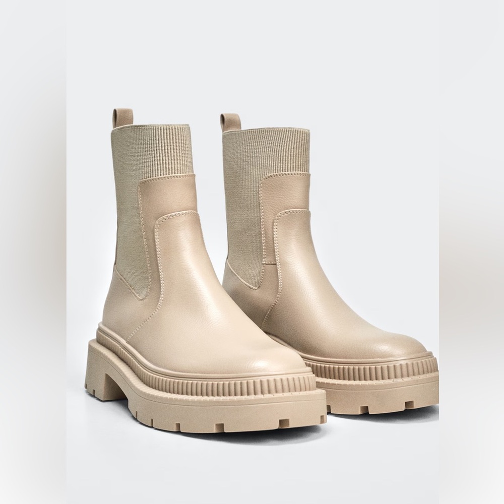 MANGO TRACK SOLE CONTRAST ANKLE BOOTS